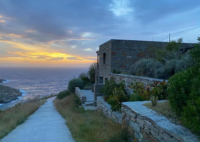 Apartmán Chic Greek Hideaway, Your Stylish Retreat