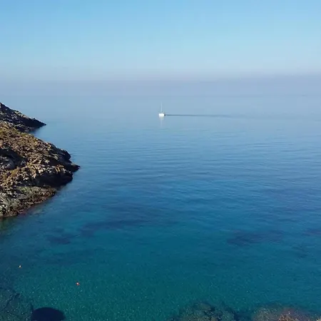 Chic Greek Hideaway, Your Stylish Retreat *