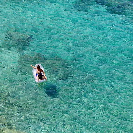 Appartement Chic Greek Hideaway, Your Stylish Retreat *