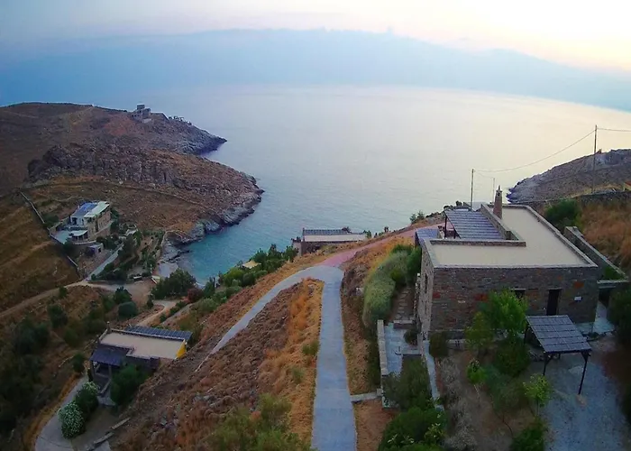 Chic Greek Hideaway, Your Stylish Retreat * Korissia (Kea)